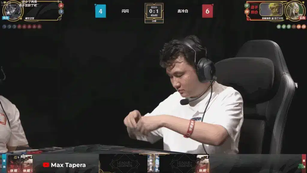 Max tapera assis jeu de table