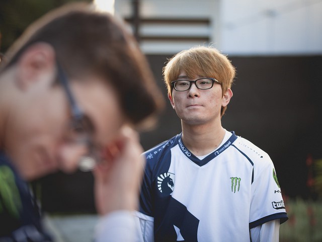 https://www.flickr.com/photos/lolesports/32674541756/in/album-72157677819354792/