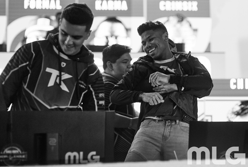 Team Kaliber introduces headset sponsorship with Victrix