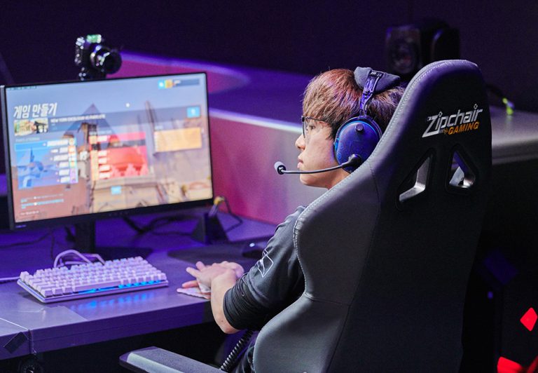 Overwatch League partners with DreamSeat for 2020 season