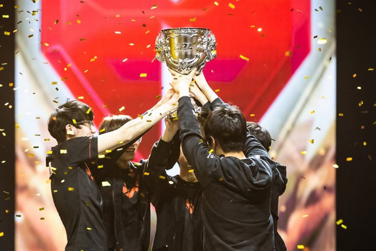TOP Esports receives sponsorship from FAW-Audi ahead of Worlds