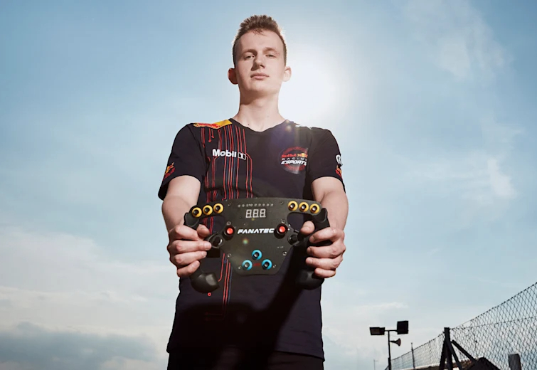 Red Bull Racing Esports x Fanatec