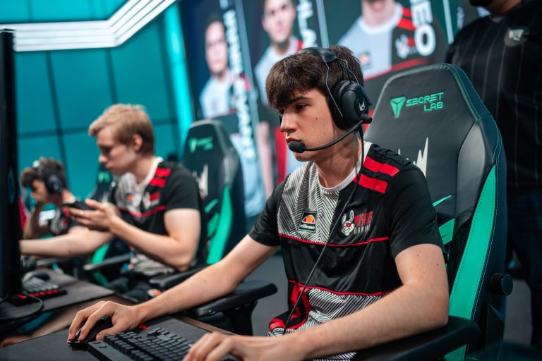 Misfits Gaming Group sells LEC franchise slot to Team Heretics