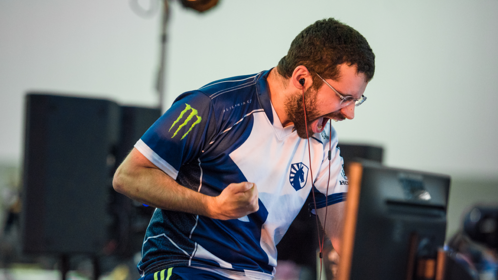 dabuz smash win