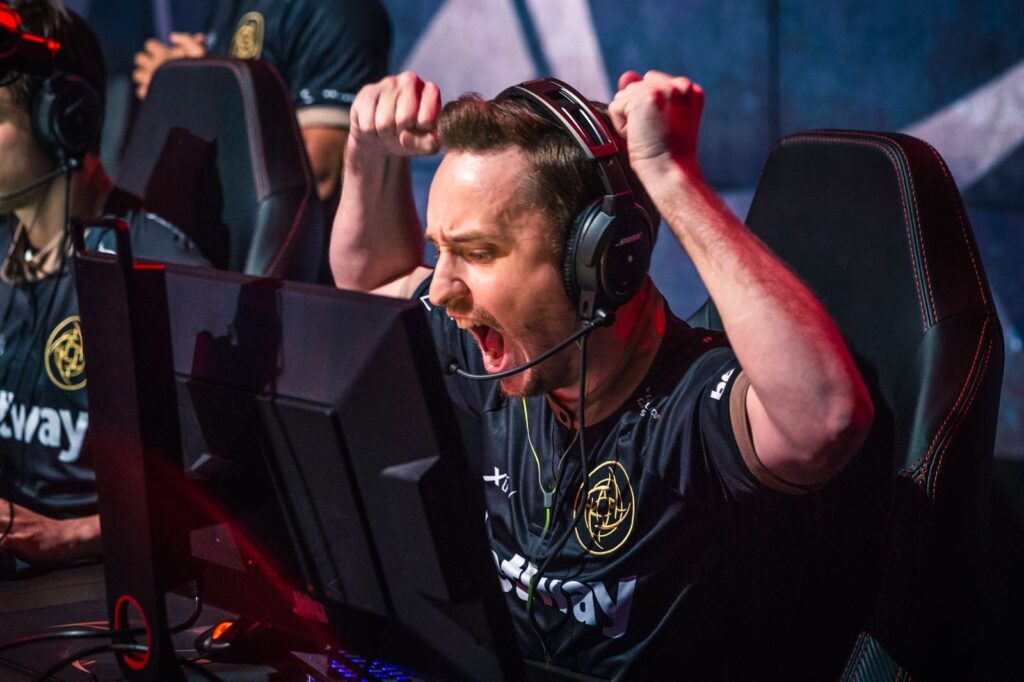 GeT_RiGhT Berlin Major