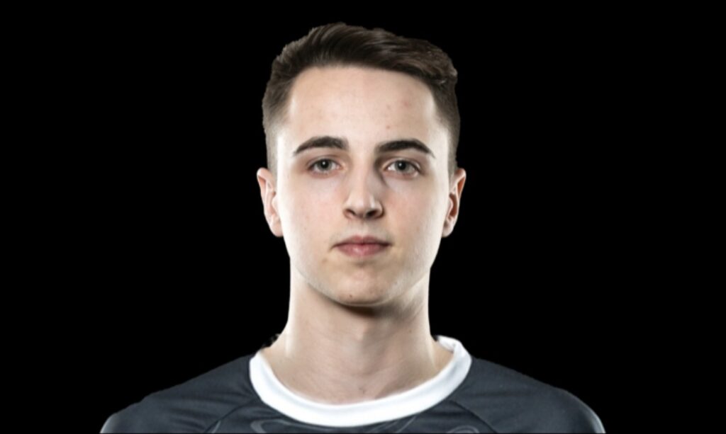 Uxako of GoNext Esports & Natus Vincere