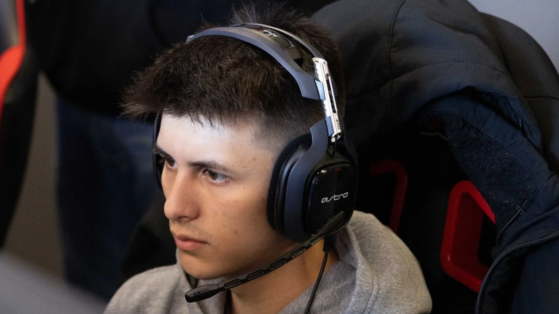 “The future is never guaranteed”: Promising Call of Duty Challengers player Encourage quits esports