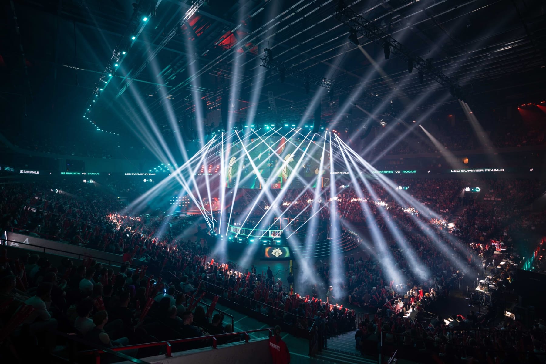 Riot Games EMEA esports division teams up with T/SQUARED for LEC and VCT