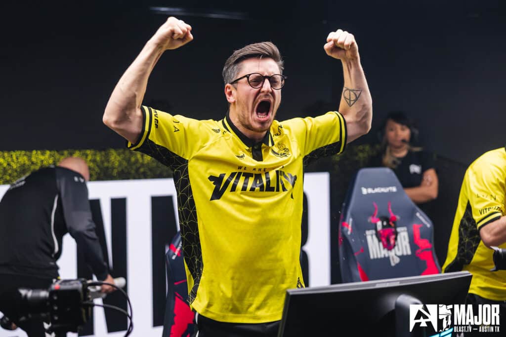 Image of Team Vitality ApEX celebrating win at BLAST Austin Major