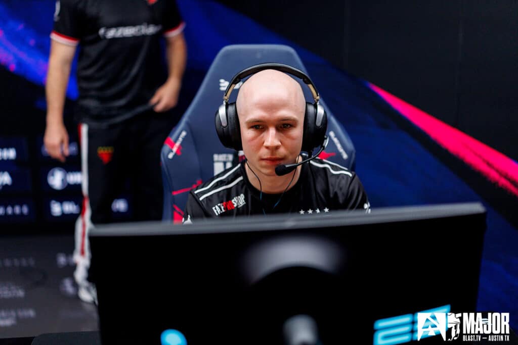 Image of ElIGE playing Counter Strike at BLAST Austin Major