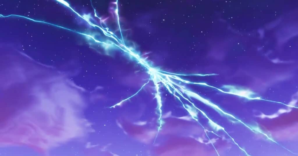 Fulming blu furbo crea un'atmosfera rotta, drammatica e potente in stelle ple da night cielo con nuvole intelligenti