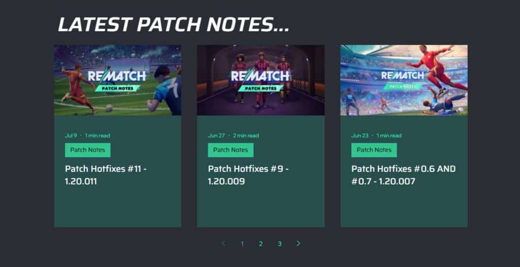 I tre pannelli mostrano le recenti note di patch per il videogioco di calcio chiamato 