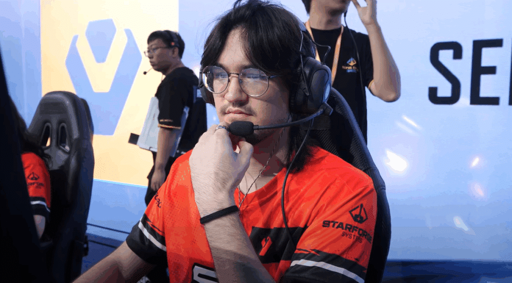 Marvel Rivals Ignite Mid Season Finals Main Stage Sentinels player Mark 'Karova' Kvashin