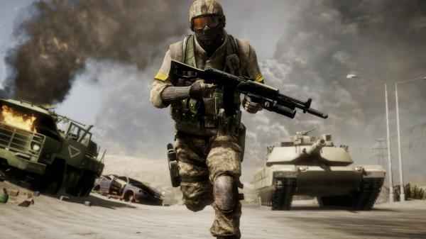 A soldier from BF with an assault rifle runs through a city, navigating urban terrain amidst a tense environment.