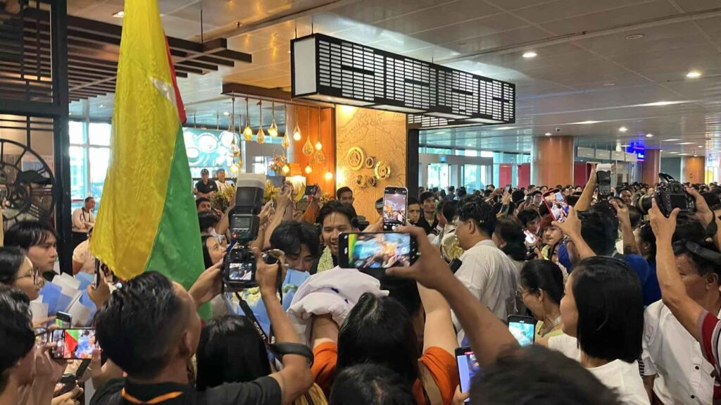 Crowd at Myanmar airport to meet Yangon Galacticos