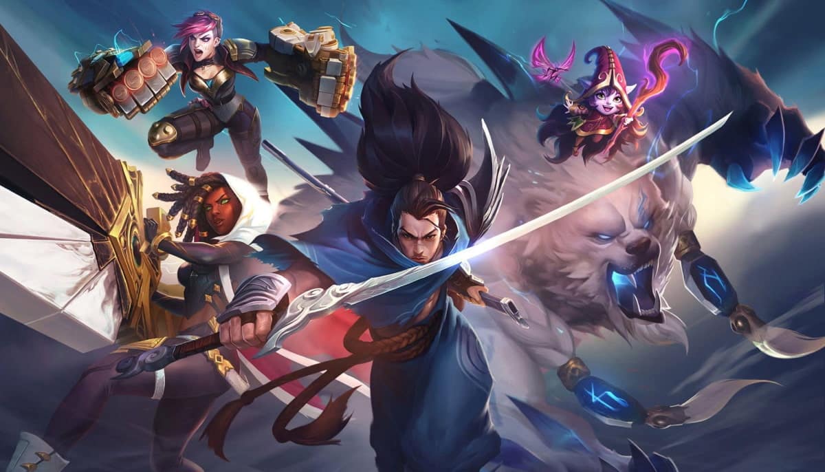 League of Legend's characters in dynamic poses
