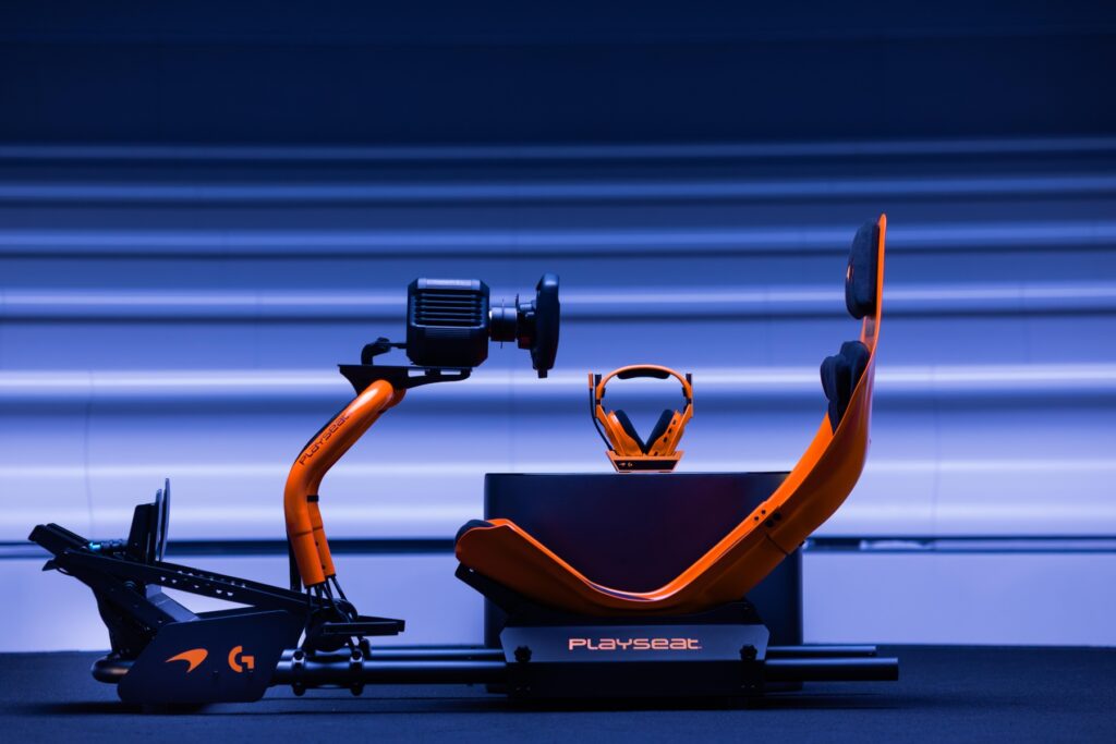 Collezione Logitech McLaren Racing