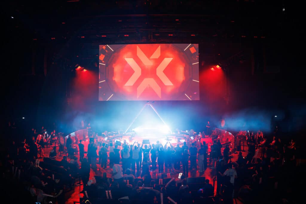 Palco dos Playoffs do VALORANT Champions 2025