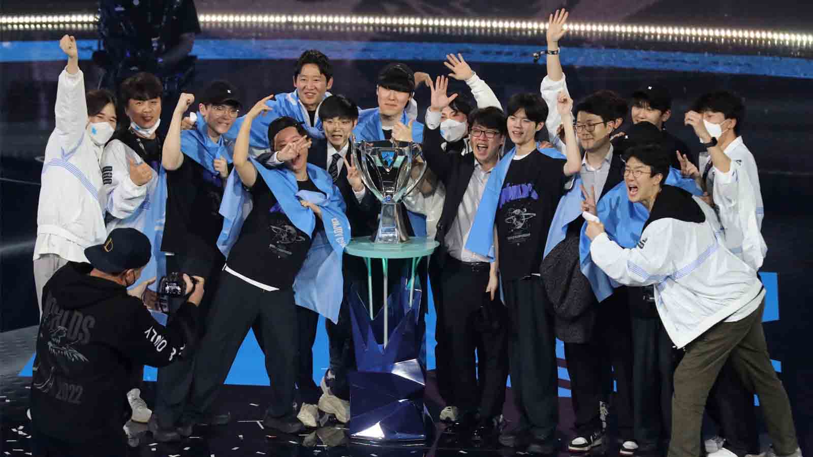 The DRX with trophy