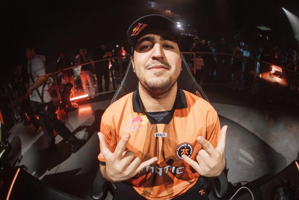 Fnatic pro VALORANT player Emir 'Alfajer' Ali Beder competing on stage 