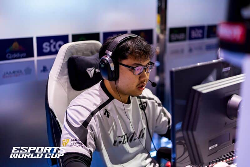 ASIAZXD competing in Apex Legends tournament during Esports World Cup in Riyadh
