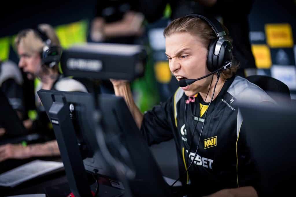 Image of NAVI Counter-strike team competing at ESL Pro League Season 22