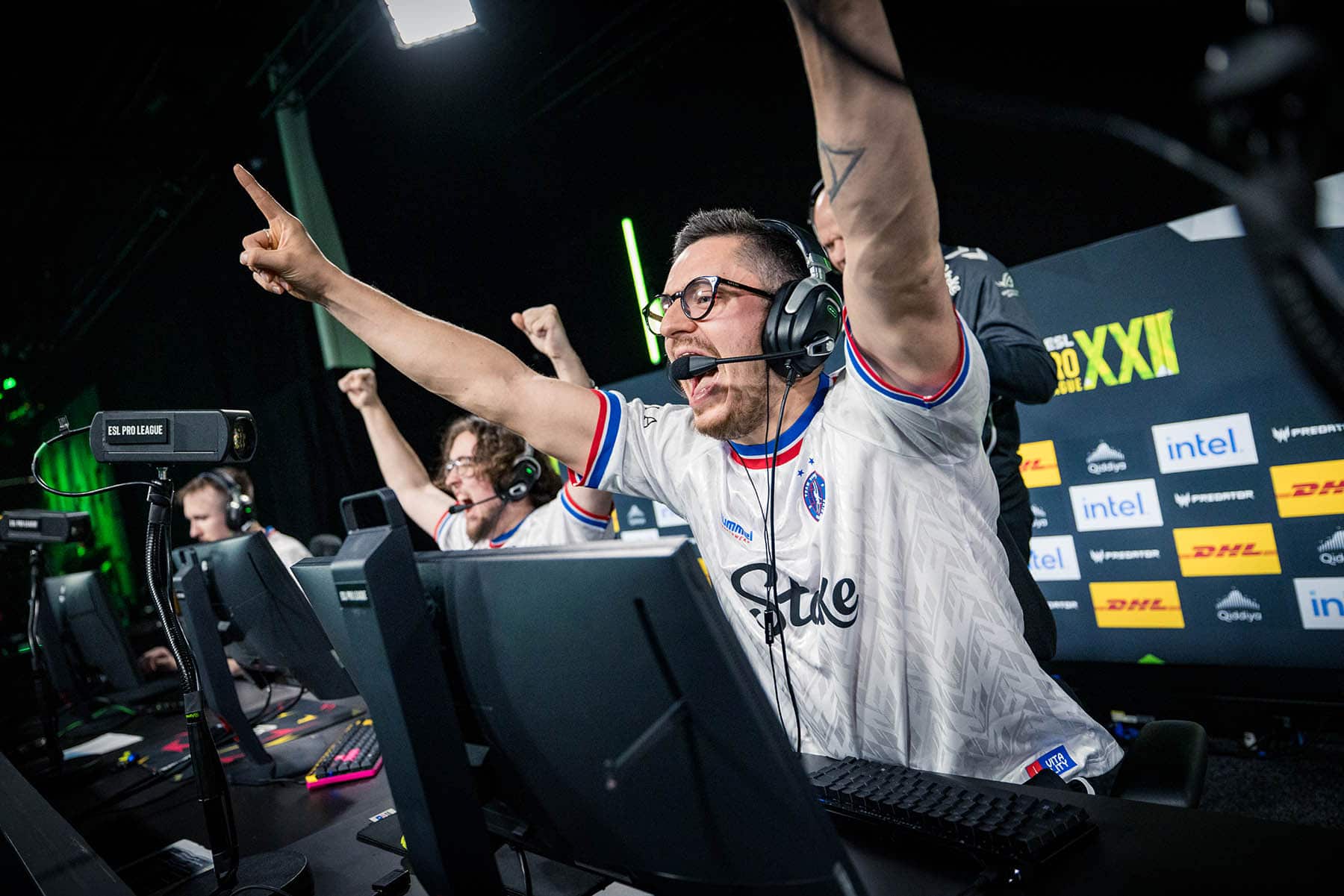 Image of Team Vitality Counter-Strike players celebrating during ESL Pro League Season 22