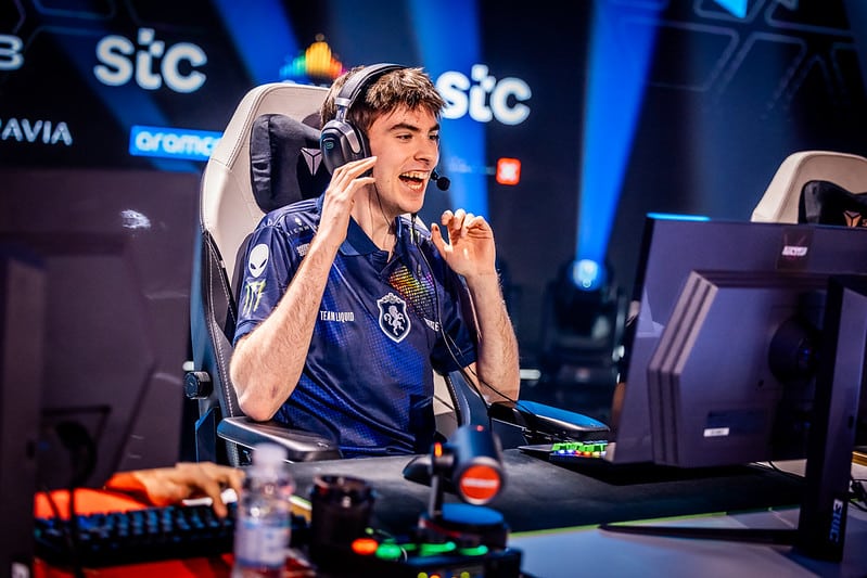 Infekted und Team Liquid bei der Esports World Cup OWCS Mid Season Championship