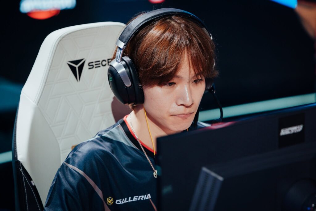 Shu von Crazy Raccoon während der OWCS Mid Season Championship beim Esports World Cup