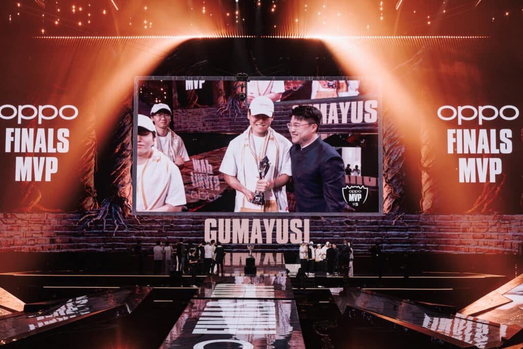 Gumayusi shocks the offseason by leaving T1 