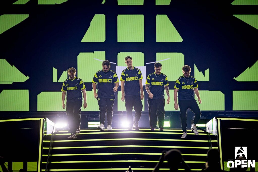 Bild des M80 Counter-Strike-Teams im Wettbewerb beim BLAST Open Herbst 2025