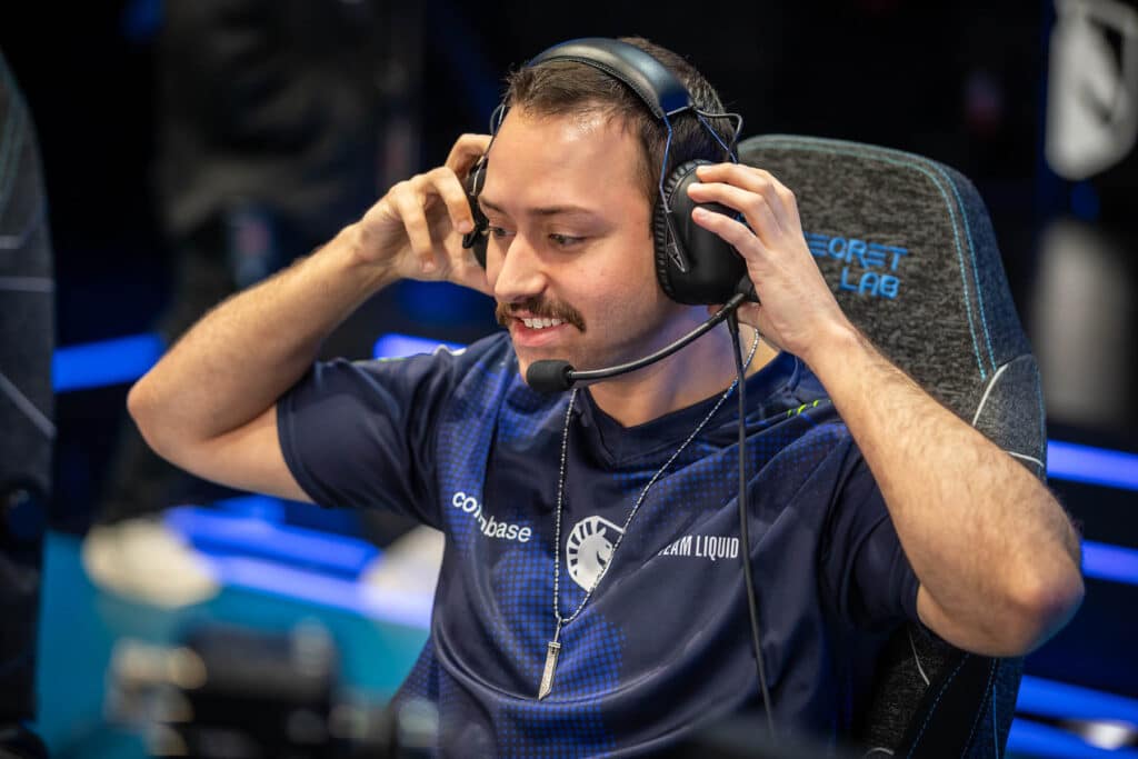 Image of Team Liquid player APA competing at League of Legends event.
