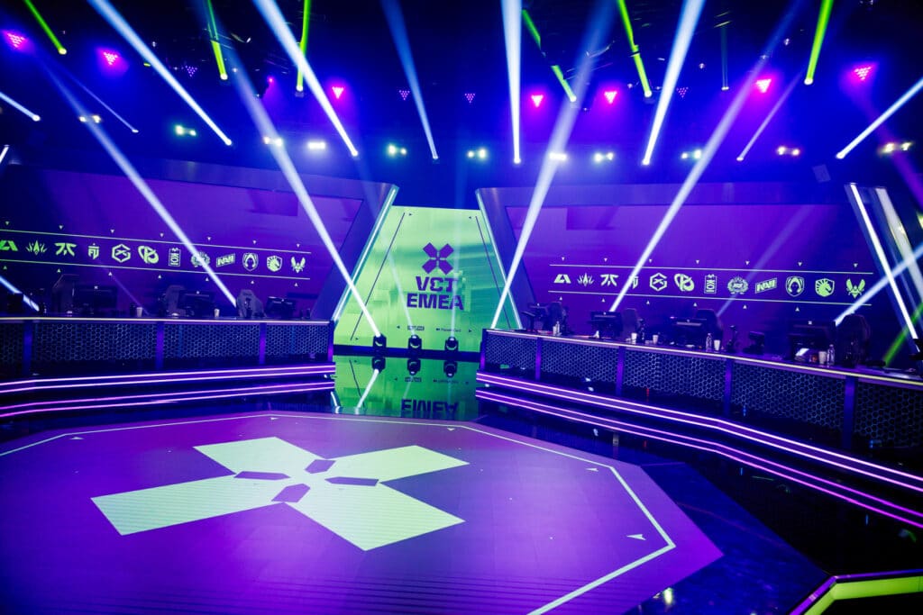 Wojciech Wandzel, Riot Games