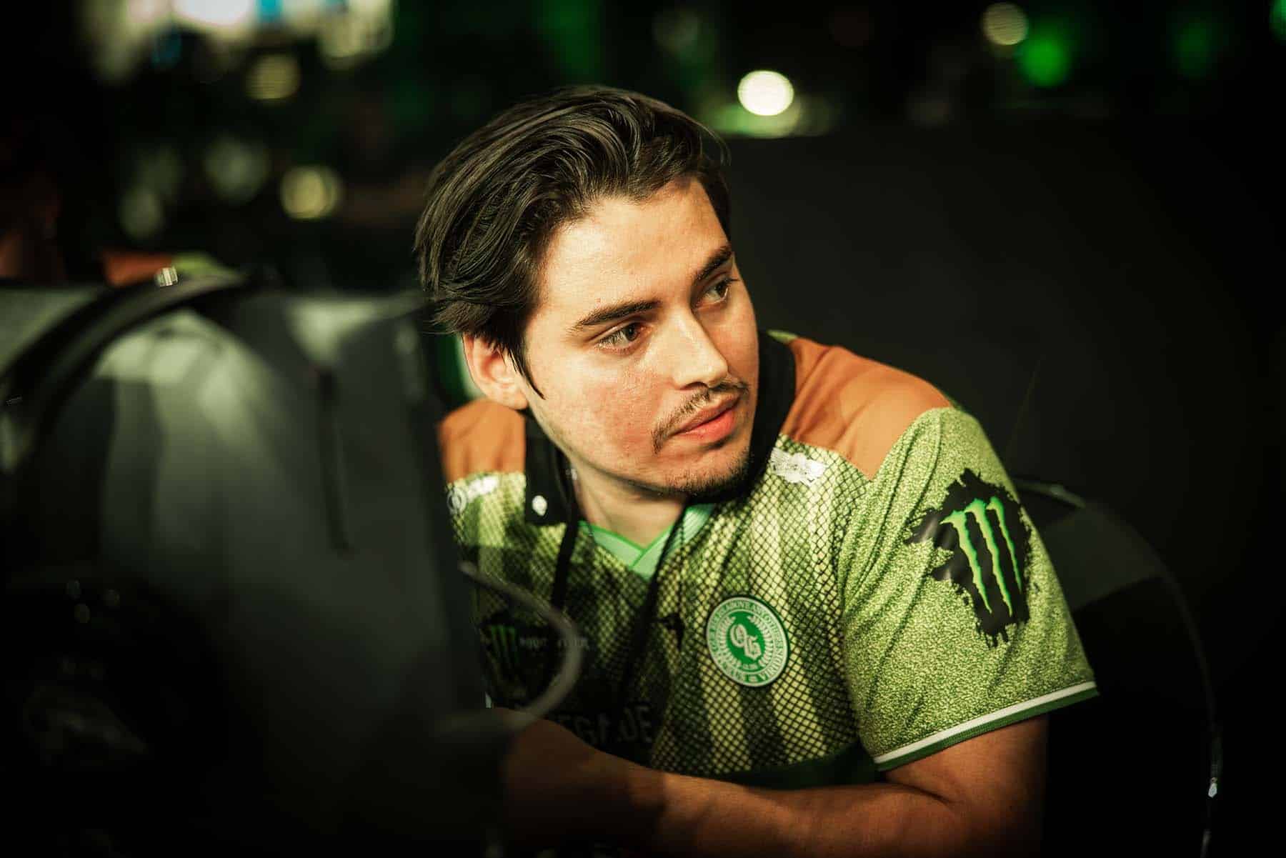 Halo world champion Renegade headlines Huntsmen Call of Duty Challengers  team, image size:1800x1201