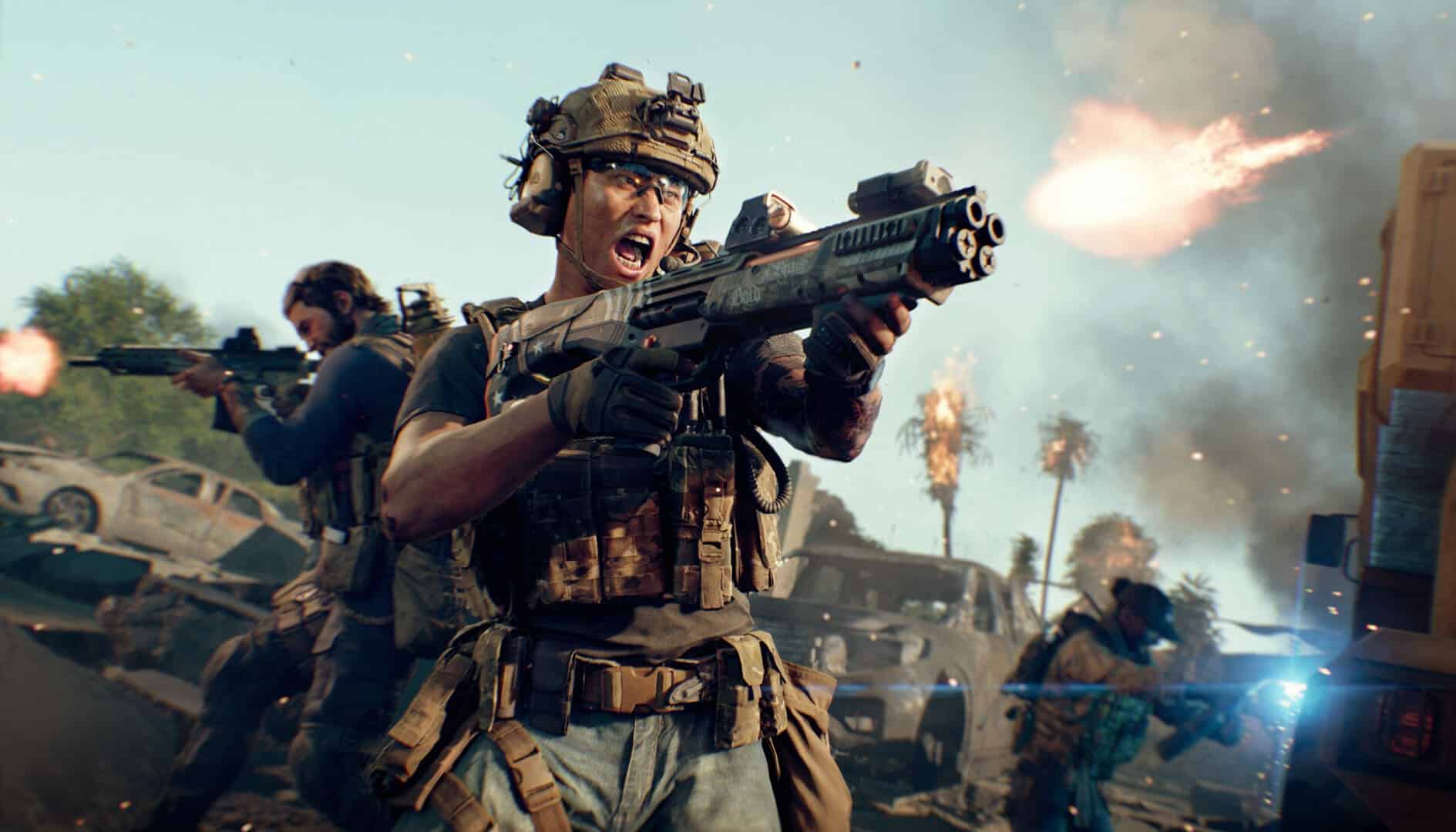 Das Bild ist ein In-Game-Screenshot aus dem Videospiel Battlefield 6. Es zeigt eine Soldatin in taktischer Ausrüstung, mit Helm und Brille, die während eines intensiven Kampfes in einer vom Krieg zerrütteten Umgebung schreit, während sie eine Schrotflinte abfeuert