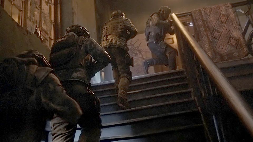 Bei dem Bild handelt es sich um einen Screenshot oder Werbematerial für den Ego-Taktik-Shooter Tom Clancy’s Rainbow Six Mobile