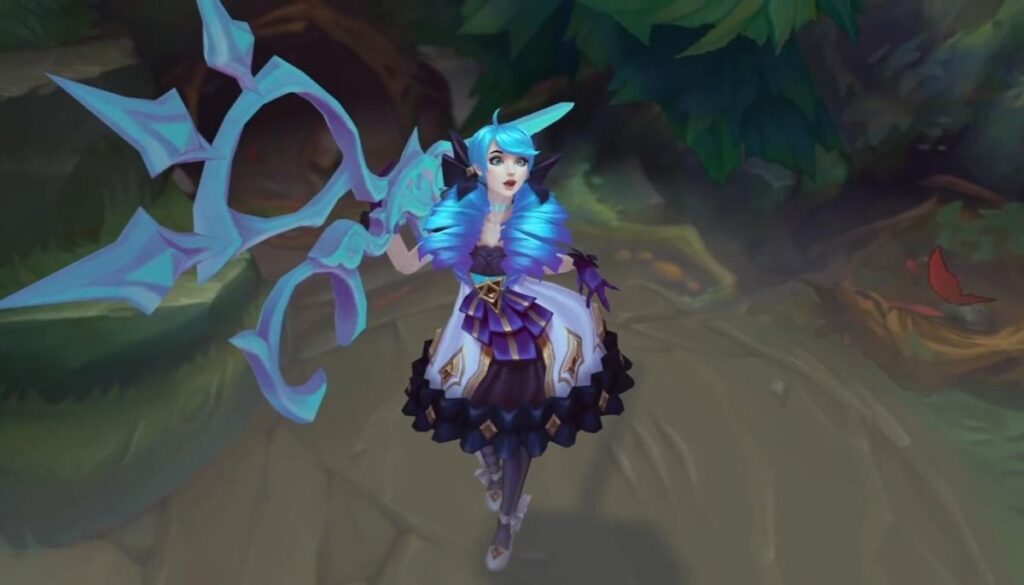 Gwen si trova in una lussureggiante radura verde della foresta, in posa dinamica con una gamba in avanti.