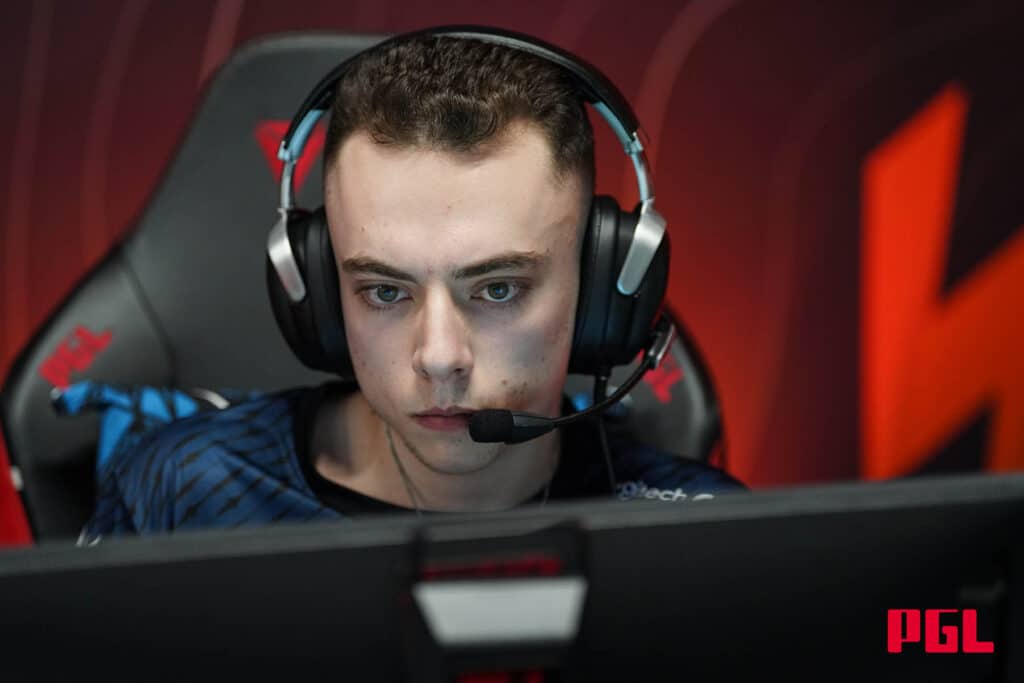 Bild des Counter-Strike-Spielers Krimbo, der beim PGL-Event antritt