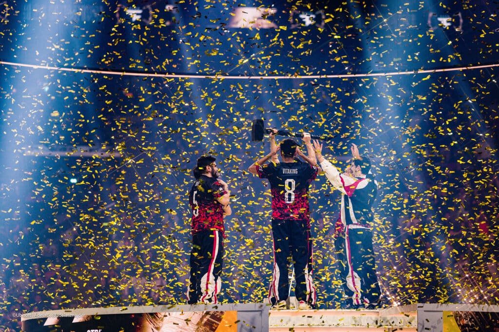 “Laat me het vieren”: assistent-coach van FaZe Clan roept BLAST uit na overwinning van Six Invitational