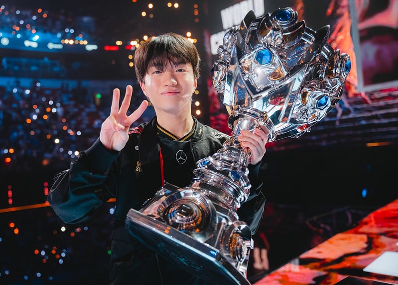 ukeria wins the world championship in 2025