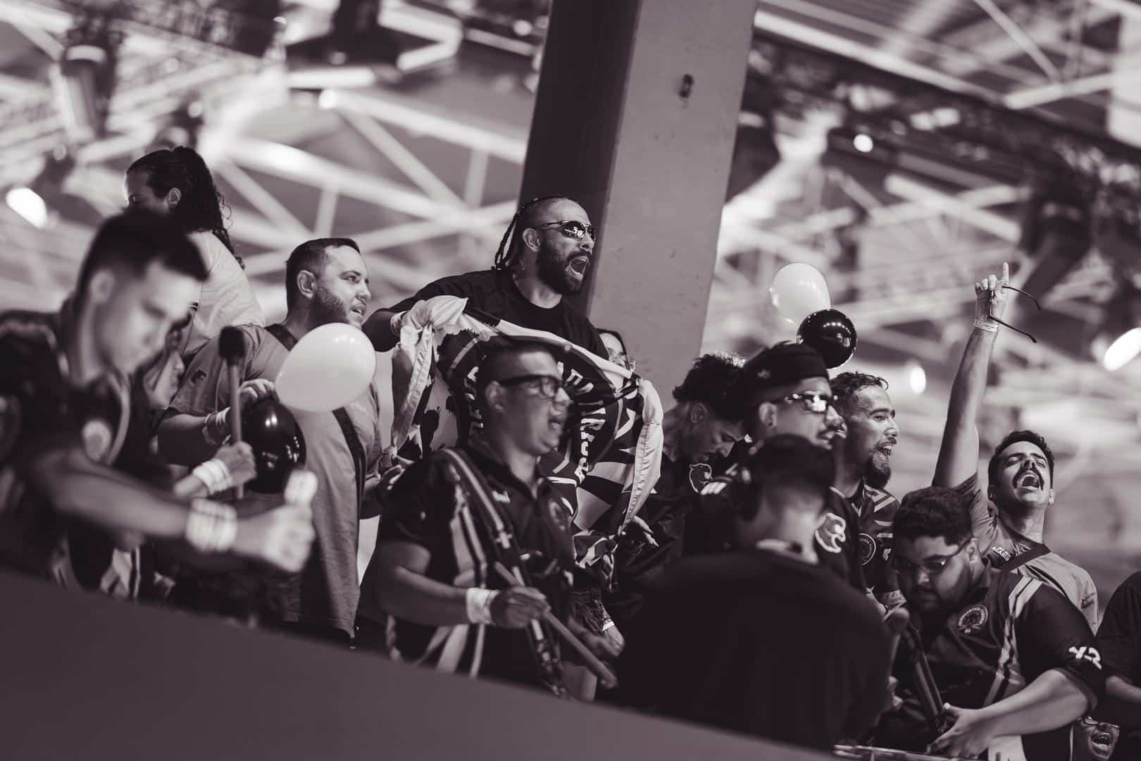 fans at the esports world cup PUBG MOBILE cheering